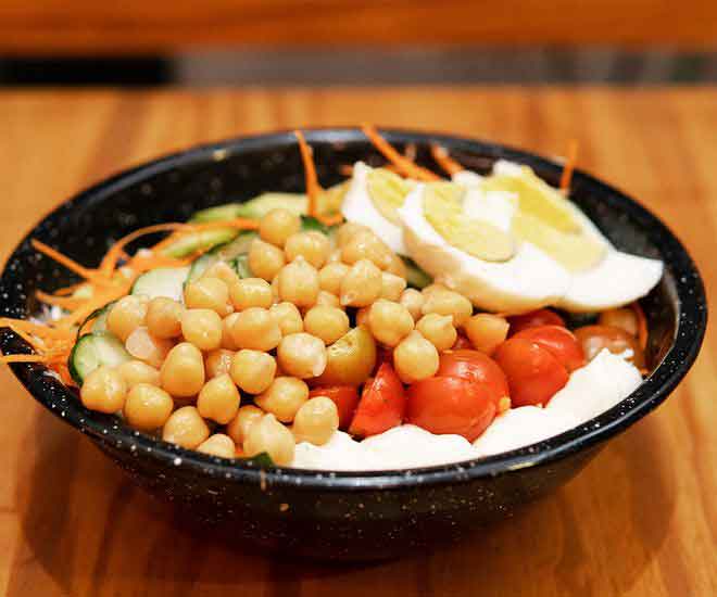 Poke de garbanzos — Meraki Resto